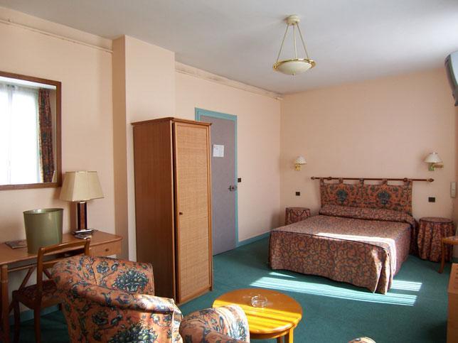 Hotel Terminus Tours Zimmer foto